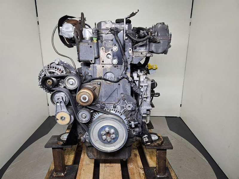 New Holland W110C-FPT F4HFE413J-Engine/Motor - Engine for Construction machinery: picture 3 New Holland W110C-FPT F4HFE413J-Engine/Motor - Engine for Construction machinery: picture 3