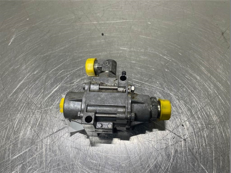 New Holland W110C-Parker TH-1000-27FM-36-Valve/Ventile - Hydraulics for Construction machinery: picture 1 New Holland W110C-Parker TH-1000-27FM-36-Valve/Ventile - Hydraulics for Construction machinery: picture 1