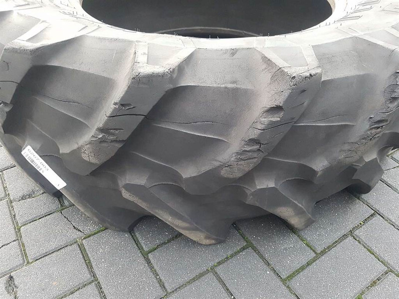 Pirelli 420/70R28-Tire/Reifen/Band - Wheels and tires for Construction machinery: picture 3 Pirelli 420/70R28-Tire/Reifen/Band - Wheels and tires for Construction machinery: picture 3