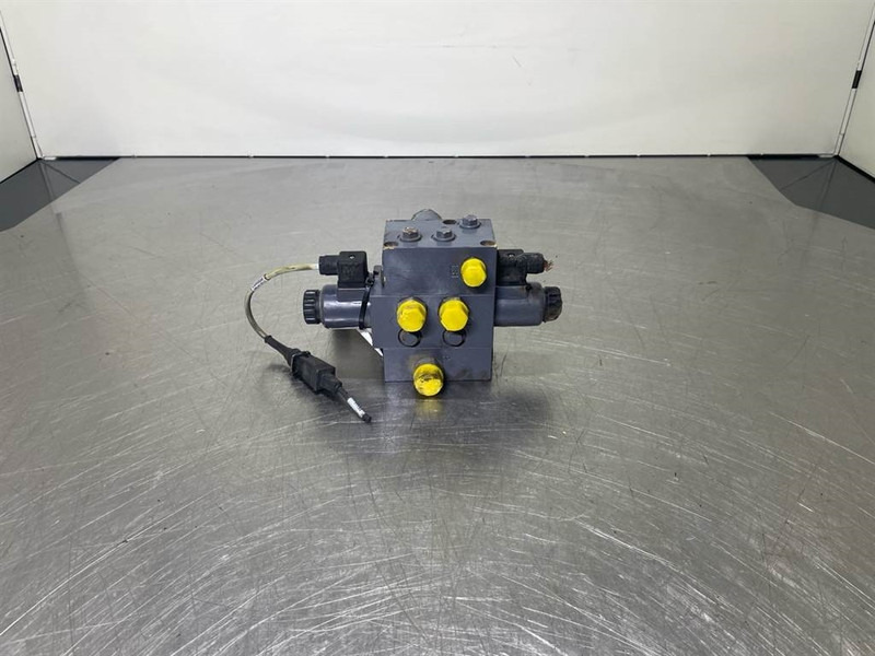 Sennebogen 835E-166441-Valve/Ventile/Ventiel - Hydraulics for Construction machinery: picture 1 Sennebogen 835E-166441-Valve/Ventile/Ventiel - Hydraulics for Construction machinery: picture 1