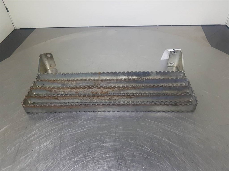 Terex TL210-0455006041-Stair panel/Trittstufen/Traptrede - Frame/ Chassis for Construction machinery: picture 1 Terex TL210-0455006041-Stair panel/Trittstufen/Traptrede - Frame/ Chassis for Construction machinery: picture 1