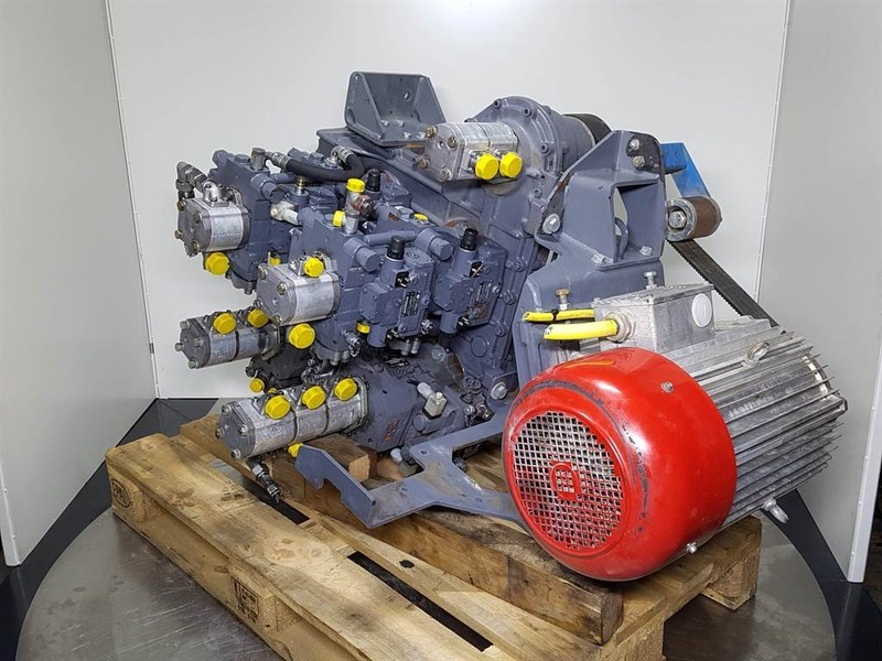 Vögele SUPER 1600/1603/1800/1803- 2031320 -Transmission - Gearbox and parts for Construction machinery: picture 2 Vögele SUPER 1600/1603/1800/1803- 2031320 -Transmission - Gearbox and parts for Construction machinery: picture 2