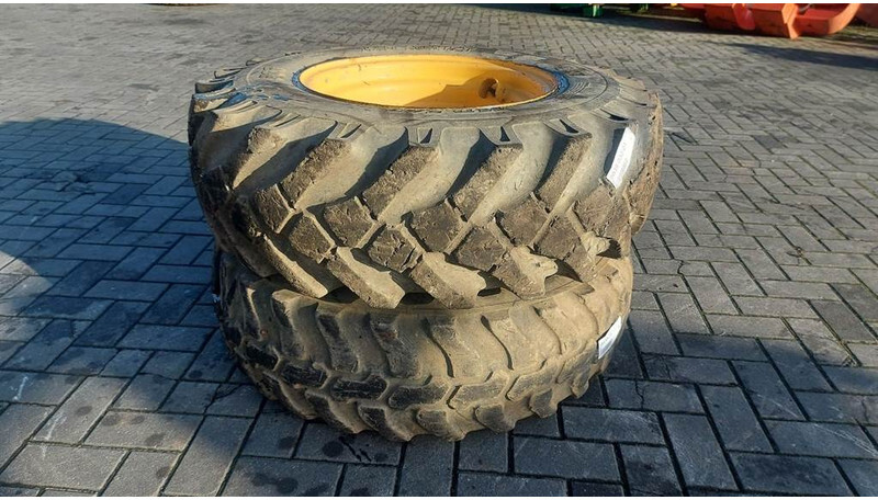 Volvo L30G-BKT 12.5-20-Tire/Reifen/Band - Wheels and tires for Construction machinery: picture 1 Volvo L30G-BKT 12.5-20-Tire/Reifen/Band - Wheels and tires for Construction machinery: picture 1