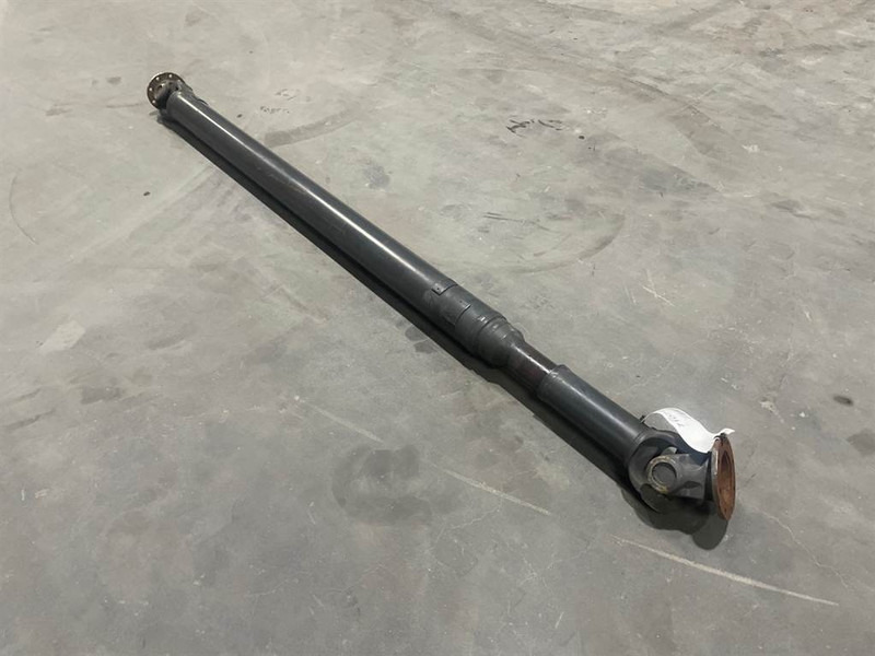 Volvo L45F-15231578 - Propshaft/Gelenkwelle/Cardanas - Axle and parts for Construction machinery: picture 3 Volvo L45F-15231578 - Propshaft/Gelenkwelle/Cardanas - Axle and parts for Construction machinery: picture 3