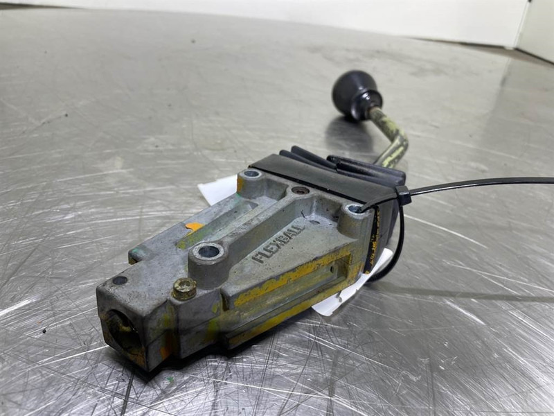 Zettelmeyer ZL801 - Levers/Hebels/Hendels - Cab and interior for Construction machinery: picture 3 Zettelmeyer ZL801 - Levers/Hebels/Hendels - Cab and interior for Construction machinery: picture 3