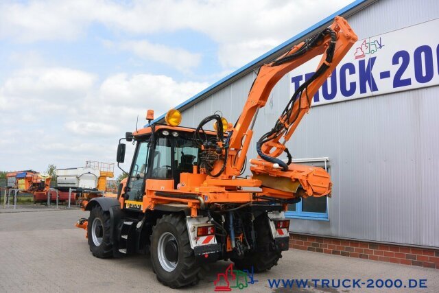 Municipal tractor, Boom mower JCB Fastrac 4x4 inklusive Mulag Front u. Heck Mäher: picture 10