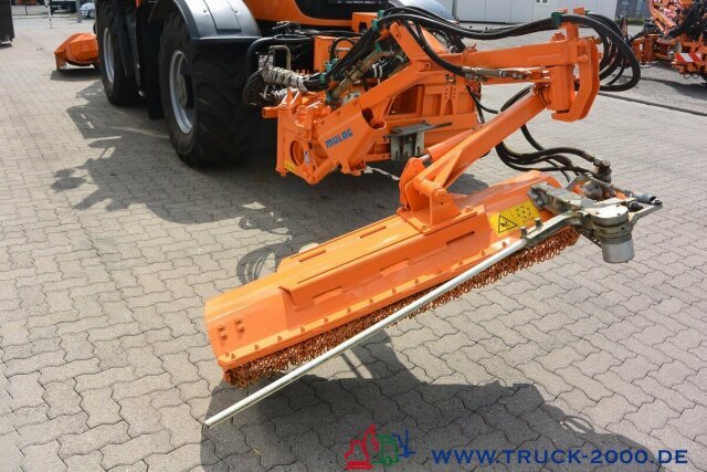 Municipal tractor, Boom mower JCB Fastrac 4x4 inklusive Mulag Front u. Heck Mäher: picture 15