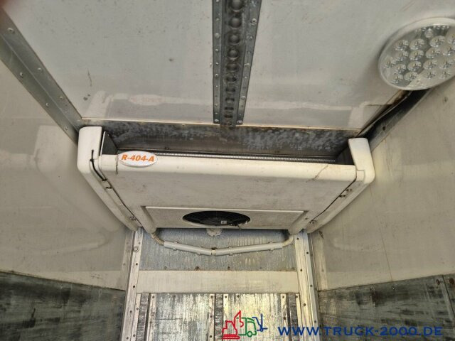 Mercedes-Benz Atego 818 Kühlkoffer Carrier-20° 2Kammern LBW - Refrigerated van: picture 3 Mercedes-Benz Atego 818 Kühlkoffer Carrier-20° 2Kammern LBW - Refrigerated van: picture 3