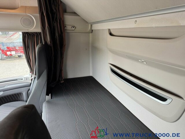 DAF XF 480 FT Super Space Cab 2 Betten + Kühlschrank - Tractor unit: picture 4 DAF XF 480 FT Super Space Cab 2 Betten + Kühlschrank - Tractor unit: picture 4