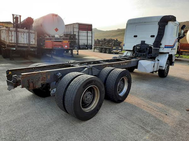 Volvo F 12 6*4 STEEL SUSPENSION - Cab chassis truck: picture 5 Volvo F 12 6*4 STEEL SUSPENSION - Cab chassis truck: picture 5
