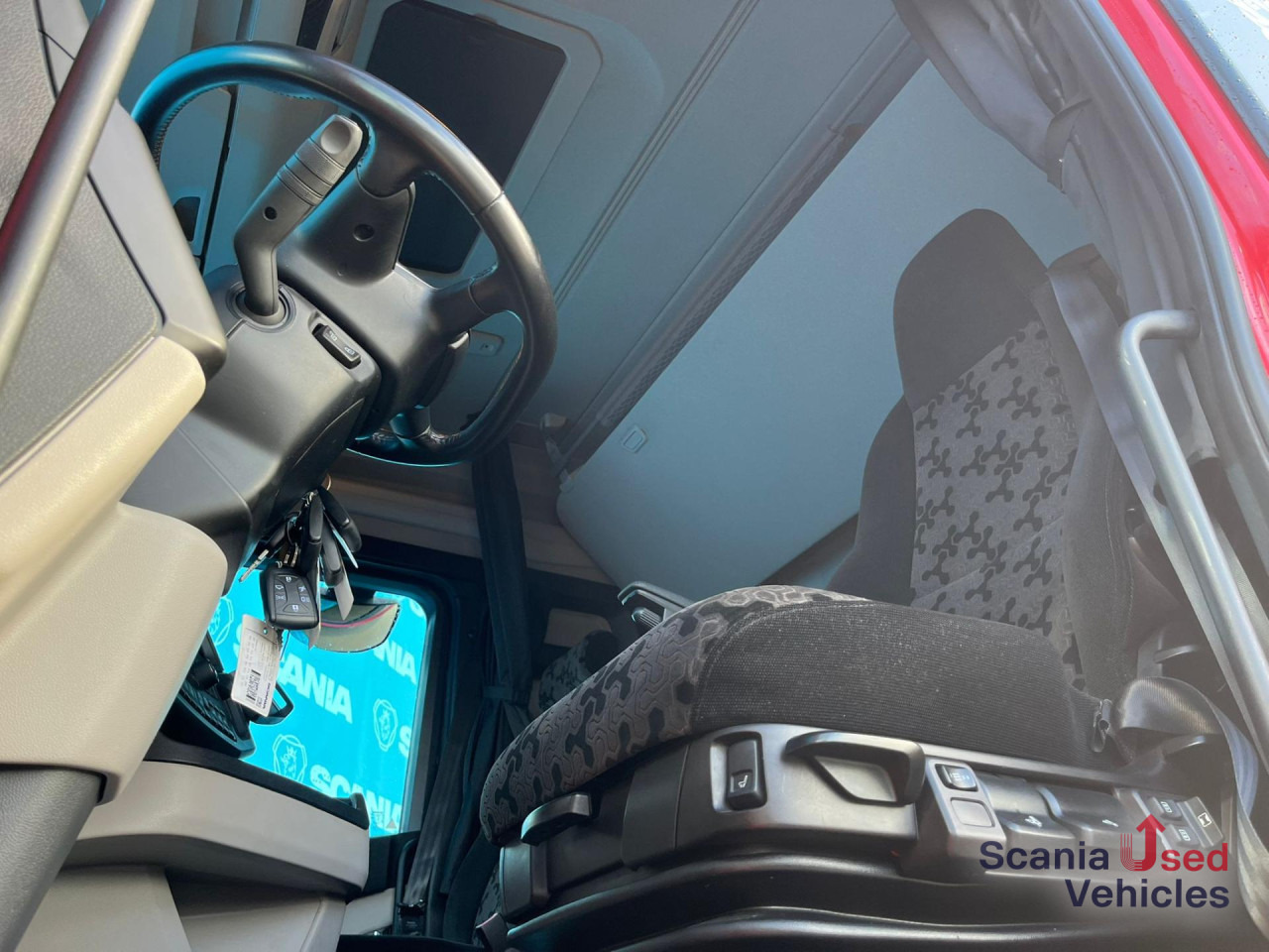 SCANIA R 410 A4x2NA RETARDER LED NAVI - Tractor unit: picture 2 SCANIA R 410 A4x2NA RETARDER LED NAVI - Tractor unit: picture 2