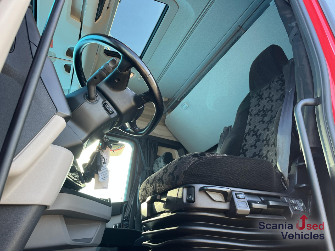 SCANIA R 410 A4x2NA RETARDER LED NAVI - Tractor unit: picture 2 SCANIA R 410 A4x2NA RETARDER LED NAVI - Tractor unit: picture 2