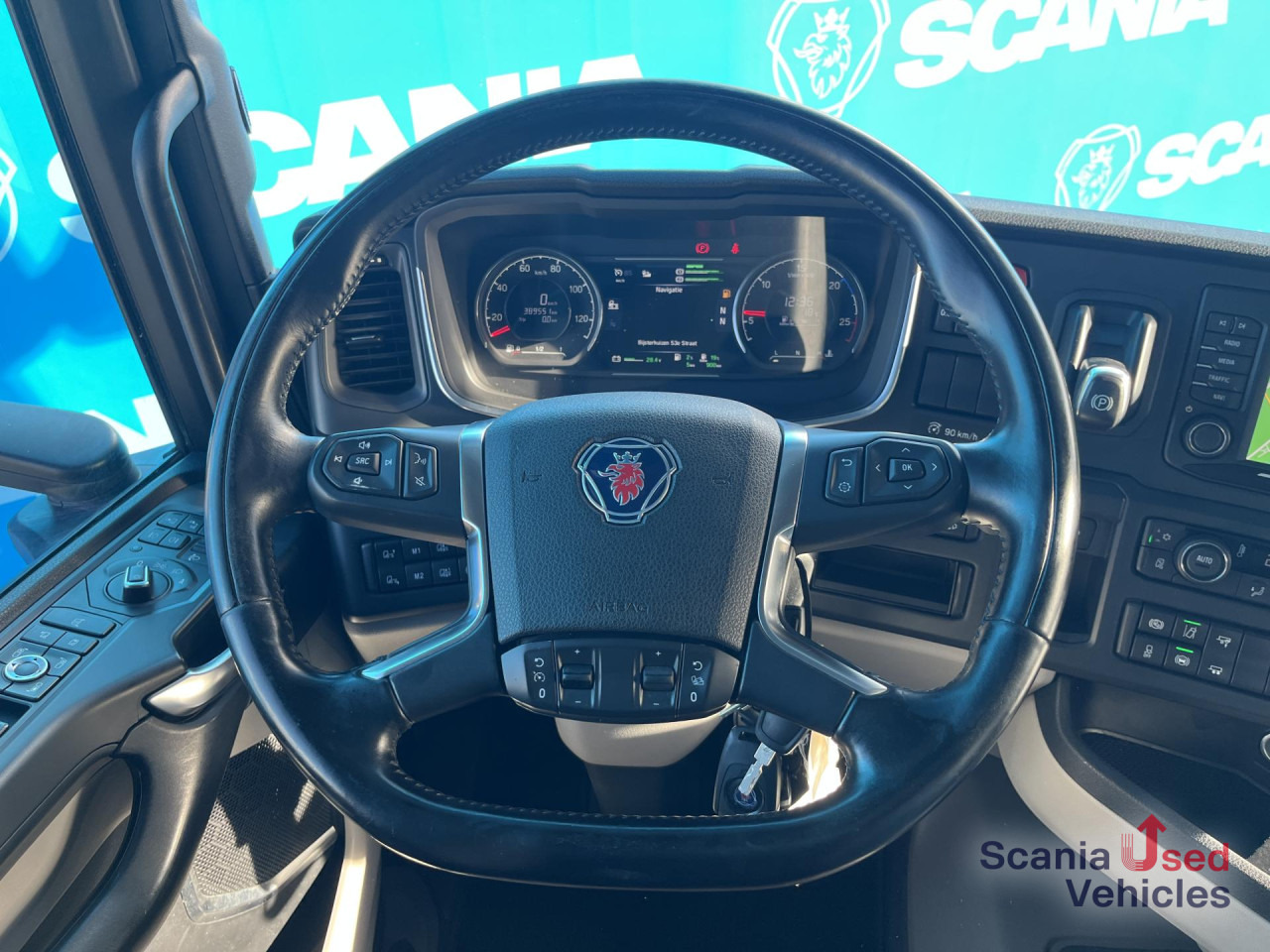 Tractor unit SCANIA R 410 A4x2NA RETARDER LED NAVI: picture 12 Tractor unit SCANIA R 410 A4x2NA RETARDER LED NAVI: picture 12