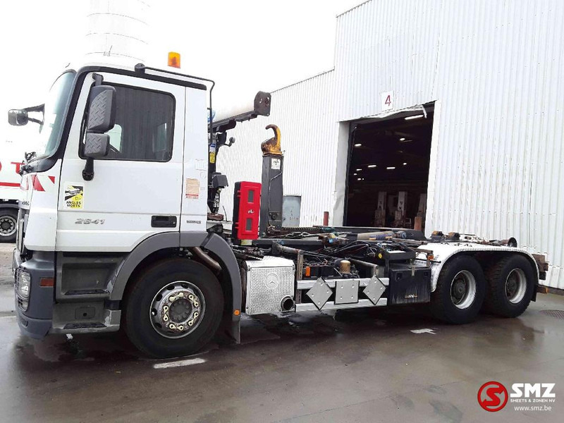 Mercedes-Benz Actros 2641 6x4 - Container transporter/ Swap body truck: picture 5 Mercedes-Benz Actros 2641 6x4 - Container transporter/ Swap body truck: picture 5