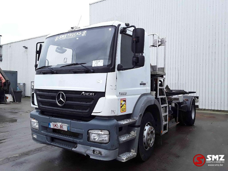 Mercedes-Benz Axor 1823 Palfinger pk4501 - Dropside/ Flatbed truck, Crane truck: picture 3 Mercedes-Benz Axor 1823 Palfinger pk4501 - Dropside/ Flatbed truck, Crane truck: picture 3