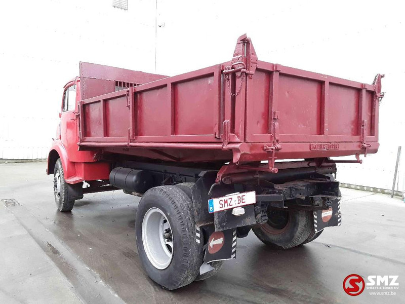 Tipper Mercedes-Benz: picture 8 Tipper Mercedes-Benz: picture 8