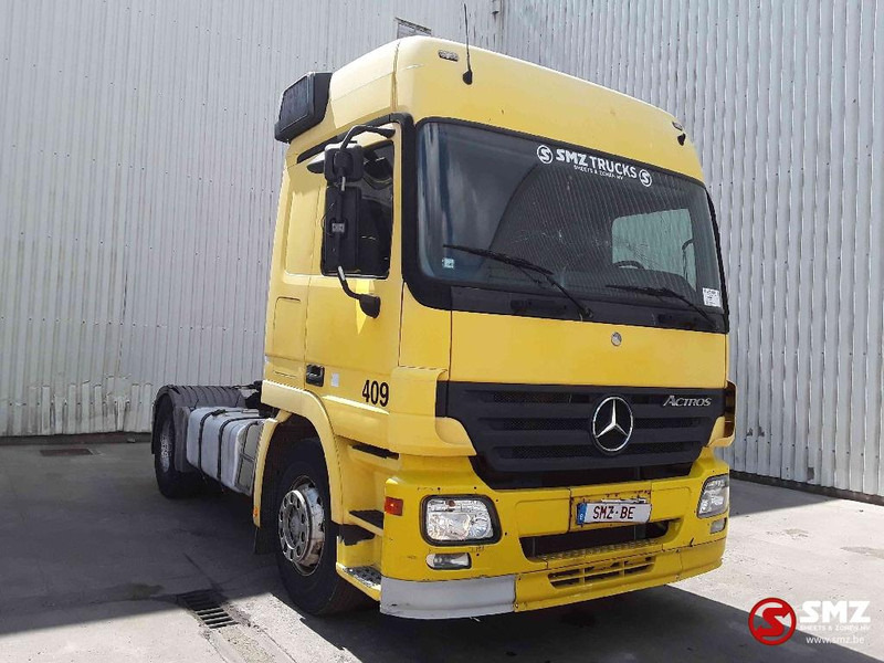 Mercedes-Benz Actros 1841 eps 3 pedals - parabrise cassé - windshield broken - Tractor unit: picture 1 Mercedes-Benz Actros 1841 eps 3 pedals - parabrise cassé - windshield broken - Tractor unit: picture 1