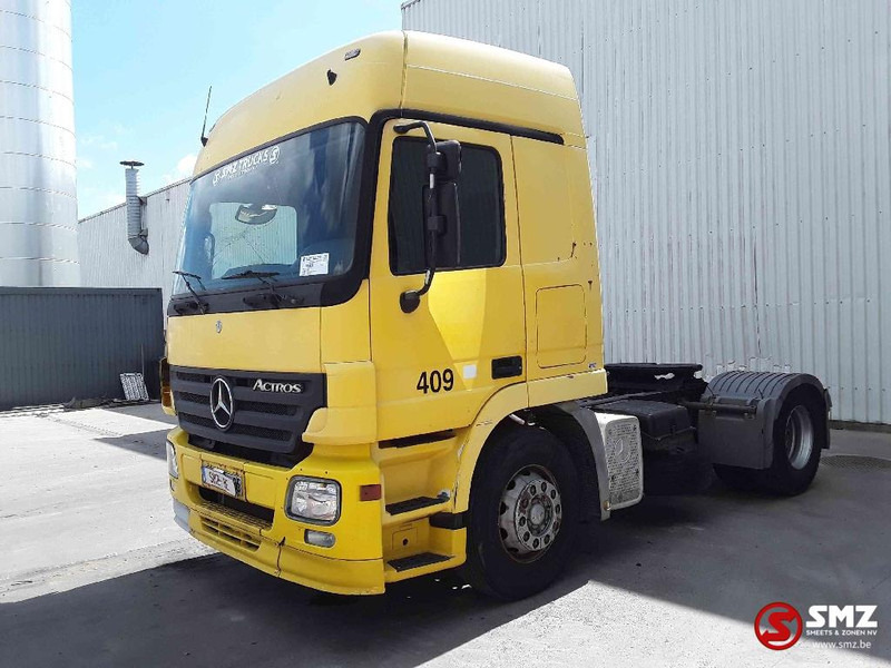Mercedes-Benz Actros 1841 eps 3 pedals - parabrise cassé - windshield broken - Tractor unit: picture 3 Mercedes-Benz Actros 1841 eps 3 pedals - parabrise cassé - windshield broken - Tractor unit: picture 3