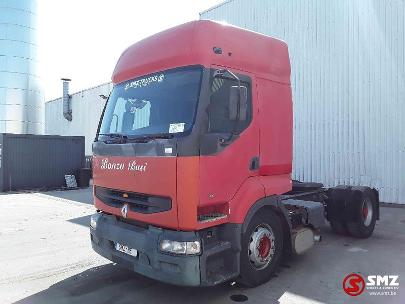 Renault Premium 400 manual pump - Tractor unit: picture 3 Renault Premium 400 manual pump - Tractor unit: picture 3