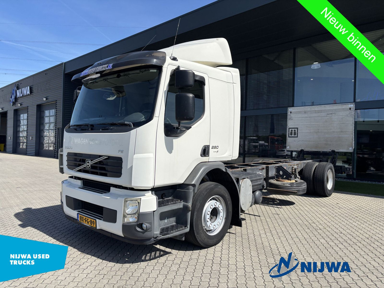 Volvo FE 42R 4x2 Laadklep + Airco - Cab chassis truck: picture 1 Volvo FE 42R 4x2 Laadklep + Airco - Cab chassis truck: picture 1