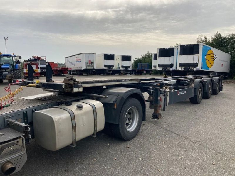 Renders ROC 16.27 CC Breedteborden - Container transporter/ Swap body semi-trailer: picture 3 Renders ROC 16.27 CC Breedteborden - Container transporter/ Swap body semi-trailer: picture 3
