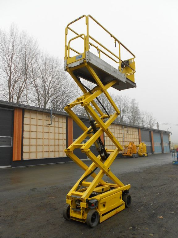 JLG JLG 1930 ES, Scherenarbeitsbühne AH 8 m - Scissor lift: picture 2 JLG JLG 1930 ES, Scherenarbeitsbühne AH 8 m - Scissor lift: picture 2