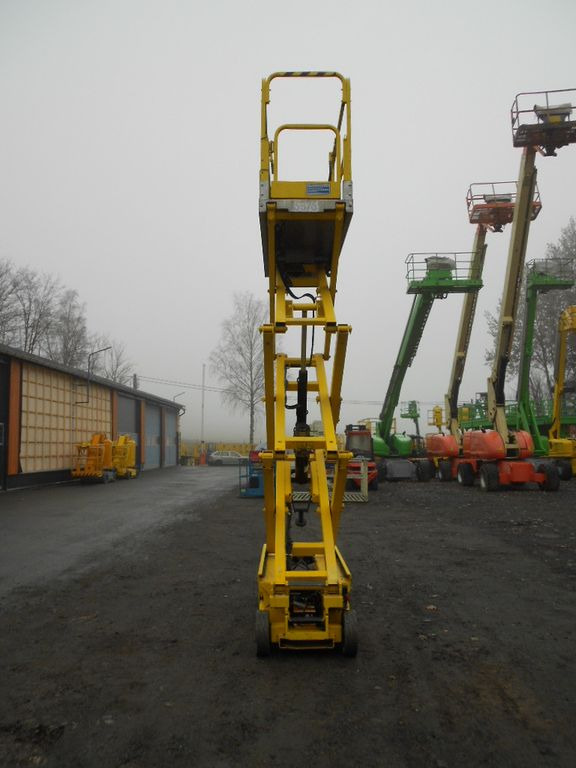 JLG JLG 1930 ES, Scherenarbeitsbühne AH 8 m - Scissor lift: picture 3 JLG JLG 1930 ES, Scherenarbeitsbühne AH 8 m - Scissor lift: picture 3