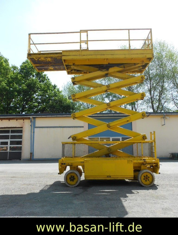 Liftlux SL153-18E2, Scherenbühne 17,3 m - Truck mounted aerial platform: picture 1 Liftlux SL153-18E2, Scherenbühne 17,3 m - Truck mounted aerial platform: picture 1