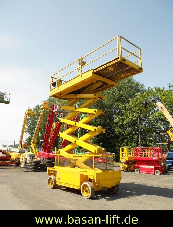 Liftlux SL153-18E2, Scherenbühne 17,3 m - Truck mounted aerial platform: picture 3 Liftlux SL153-18E2, Scherenbühne 17,3 m - Truck mounted aerial platform: picture 3