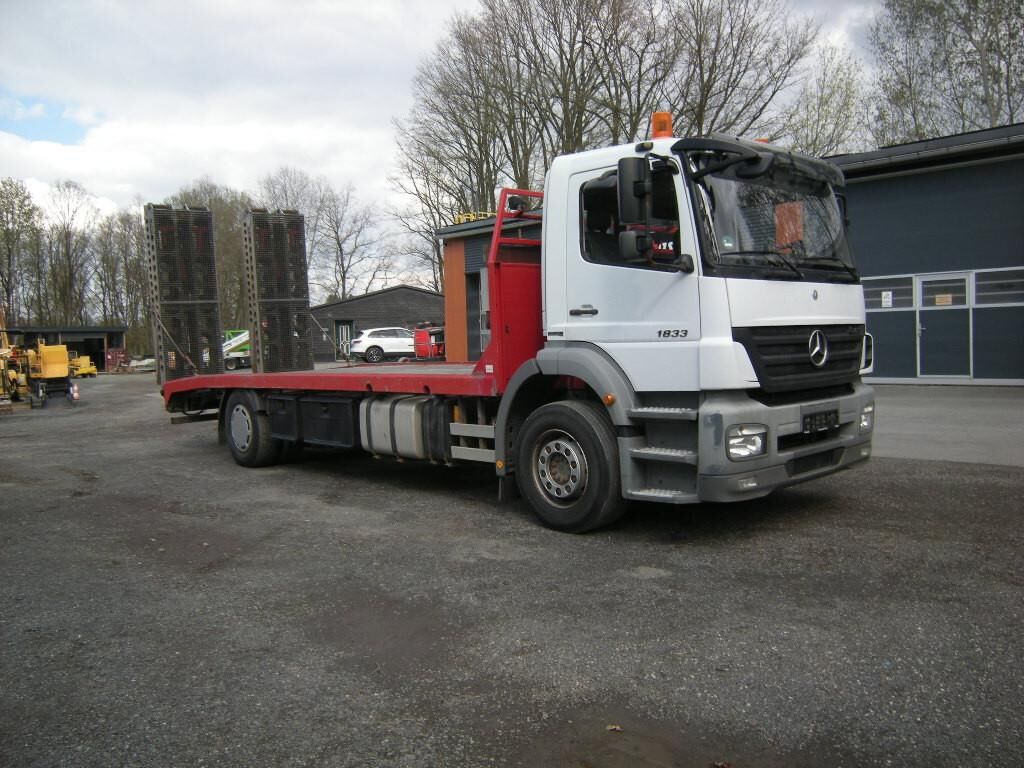 Mercedes-Benz Axor 1833, Maschinentransporter, Rampen, Winde - Tow truck: picture 1 Mercedes-Benz Axor 1833, Maschinentransporter, Rampen, Winde - Tow truck: picture 1