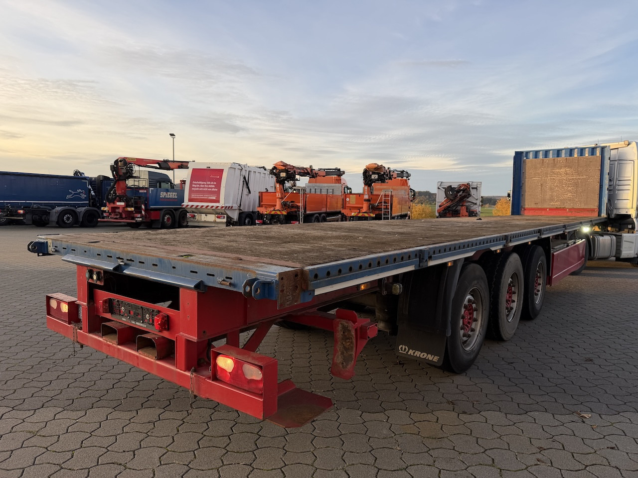 Krone SDP 27 - Dropside/ Flatbed semi-trailer: picture 5 Krone SDP 27 - Dropside/ Flatbed semi-trailer: picture 5
