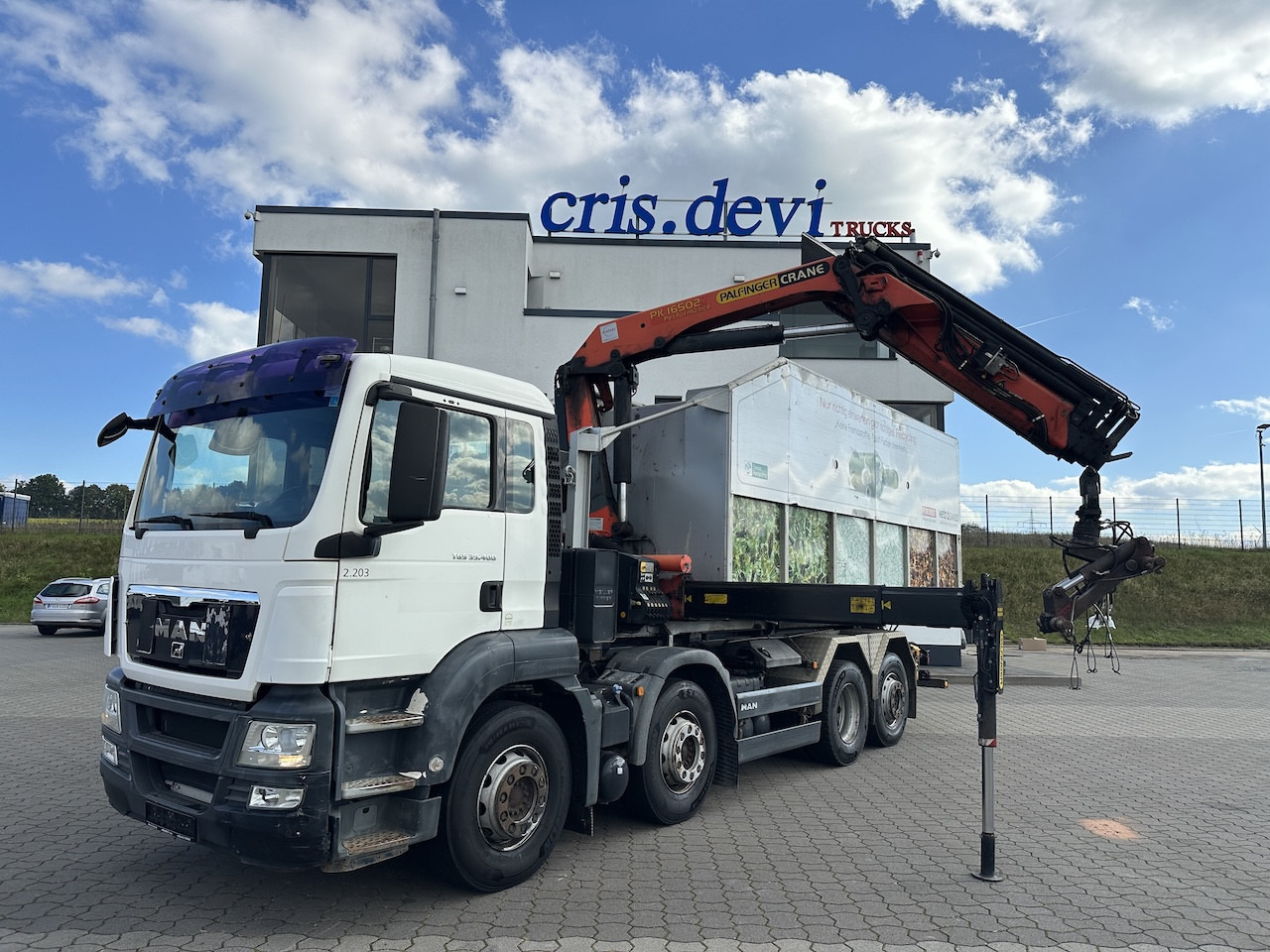 MAN TGS 35.400 8x2 Intarder PK 16502 Glasmulde - Hook lift truck, Crane truck: picture 1 MAN TGS 35.400 8x2 Intarder PK 16502 Glasmulde - Hook lift truck, Crane truck: picture 1
