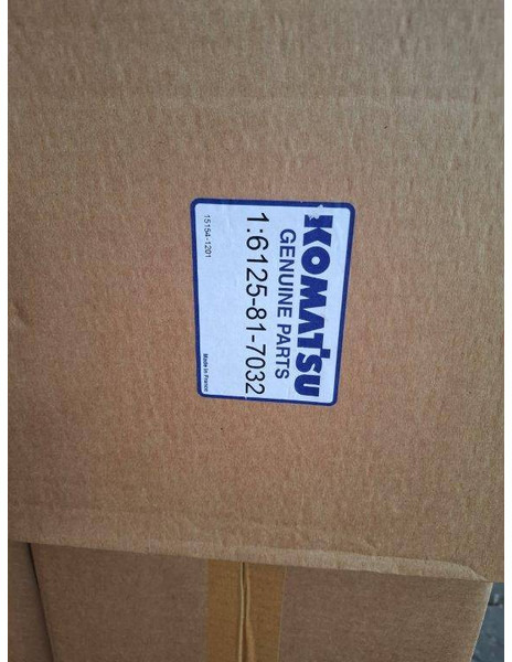 Komatsu 6125-81-7032 - Engine for Construction machinery: picture 3 Komatsu 6125-81-7032 - Engine for Construction machinery: picture 3