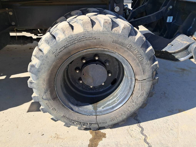 Komatsu PW98MR-11E0 - Wheel excavator: picture 3 Komatsu PW98MR-11E0 - Wheel excavator: picture 3