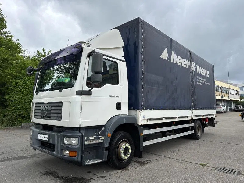 MAN TGL 12.250 BL Pri/Plane LBW 18 Paletten Schalter - Curtainsider truck: picture 1 MAN TGL 12.250 BL Pri/Plane LBW 18 Paletten Schalter - Curtainsider truck: picture 1