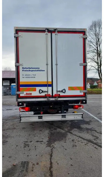 Scania P360 4X2 Fleisch Rohrbahnen Carrier Vector 1550 - Refrigerator truck: picture 5 Scania P360 4X2 Fleisch Rohrbahnen Carrier Vector 1550 - Refrigerator truck: picture 5