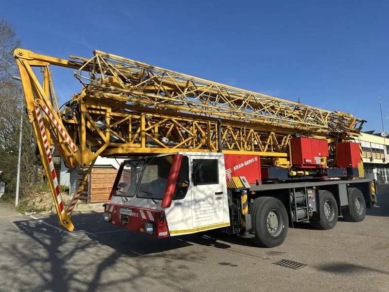 Spierings Auto- Turmdrehkran Gittermast SK345-AT3 Auto- Turmdrehkran Gittermast SK345-AT3 - All terrain crane: picture 1 Spierings Auto- Turmdrehkran Gittermast SK345-AT3 Auto- Turmdrehkran Gittermast SK345-AT3 - All terrain crane: picture 1