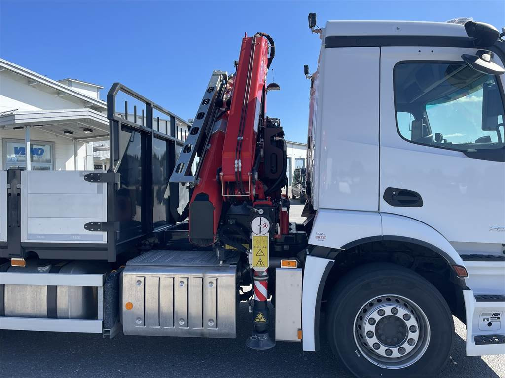 Mercedes-Benz ACTROS 2532L 6x2 - Crane truck: picture 3 Mercedes-Benz ACTROS 2532L 6x2 - Crane truck: picture 3