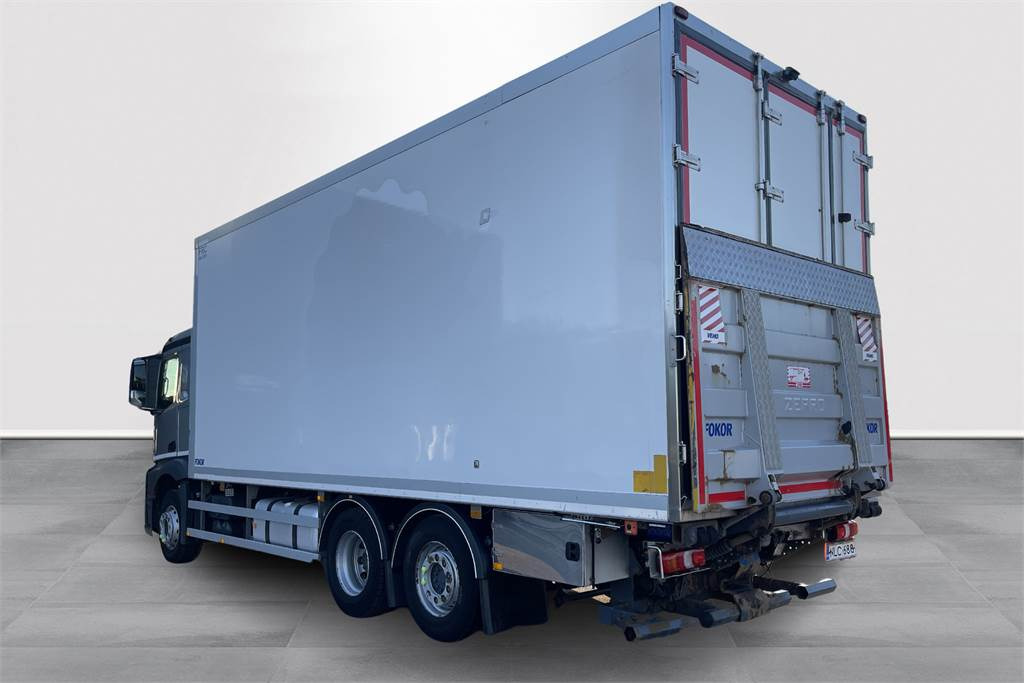 Isothermal truck Mercedes-Benz ACTROS L 2551 6x2 FRC 06/2027: picture 7