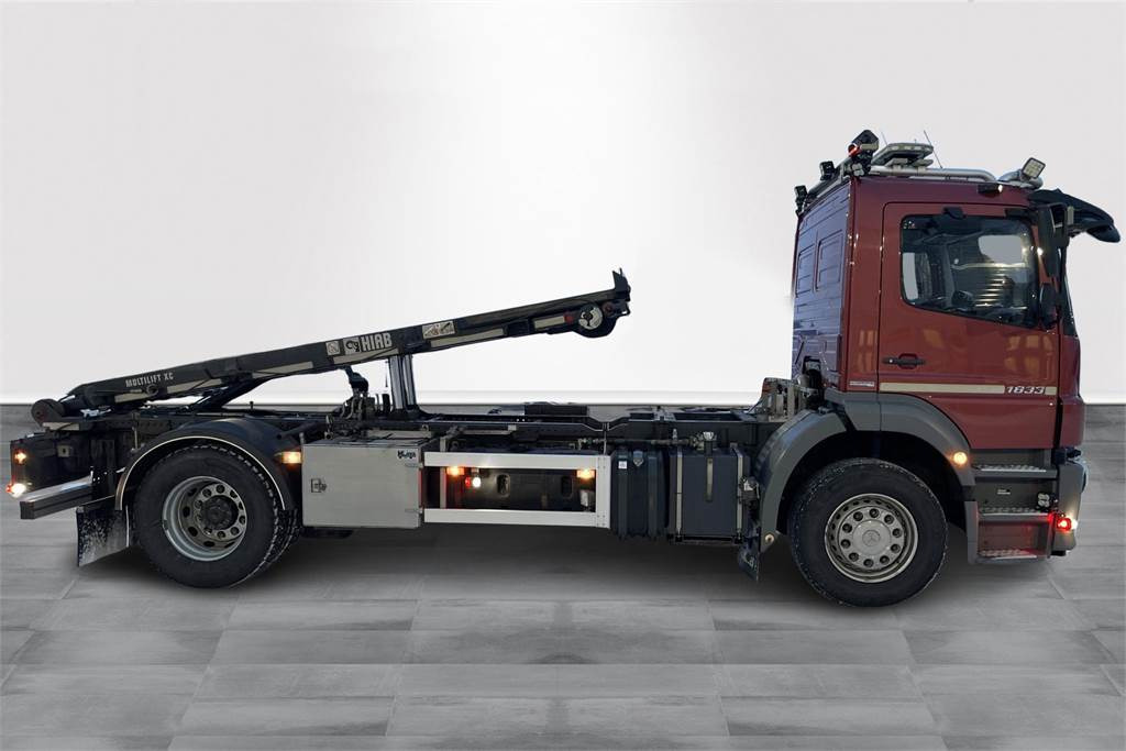 Mercedes-Benz Axor R 1833L - Cable system truck: picture 4 Mercedes-Benz Axor R 1833L - Cable system truck: picture 4