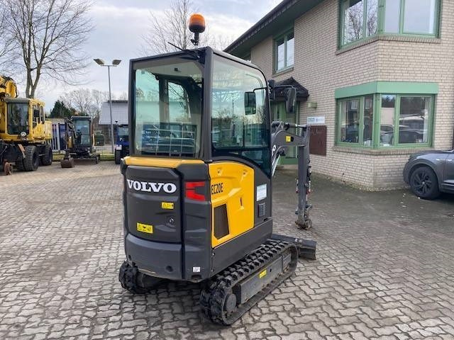 Volvo EC 20 E MIETE / RENTAL (12002071) - Mini excavator: picture 5 Volvo EC 20 E MIETE / RENTAL (12002071) - Mini excavator: picture 5