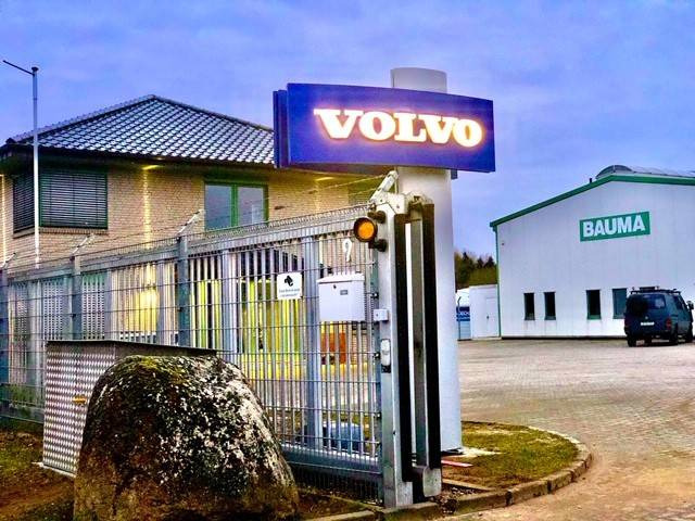 Volvo L 120 E - Wheel loader: picture 1 Volvo L 120 E - Wheel loader: picture 1