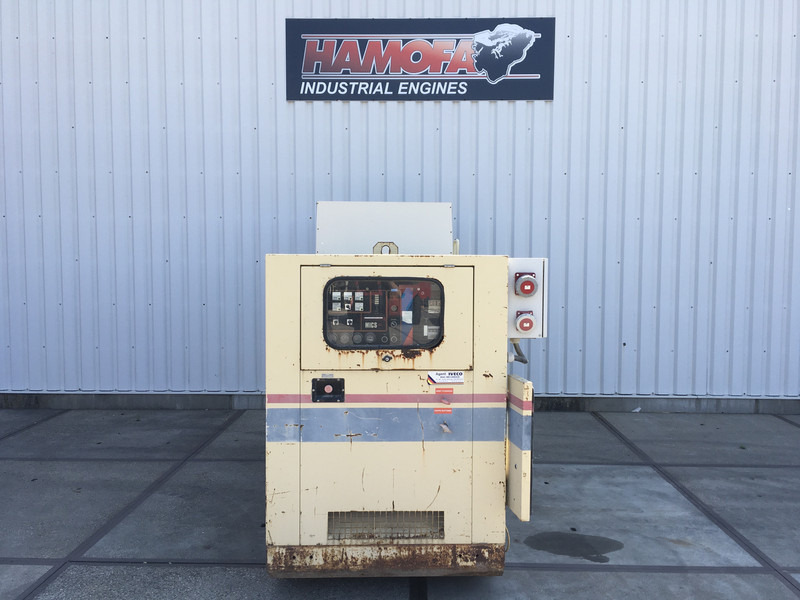 Cummins 6C8.3 GENERATOR 180KVA USED - Generator set: picture 3 Cummins 6C8.3 GENERATOR 180KVA USED - Generator set: picture 3