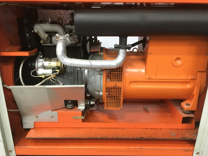 RUCCERINI MD190 GENERATOR 8 KVA USED - Generator set: picture 3 RUCCERINI MD190 GENERATOR 8 KVA USED - Generator set: picture 3