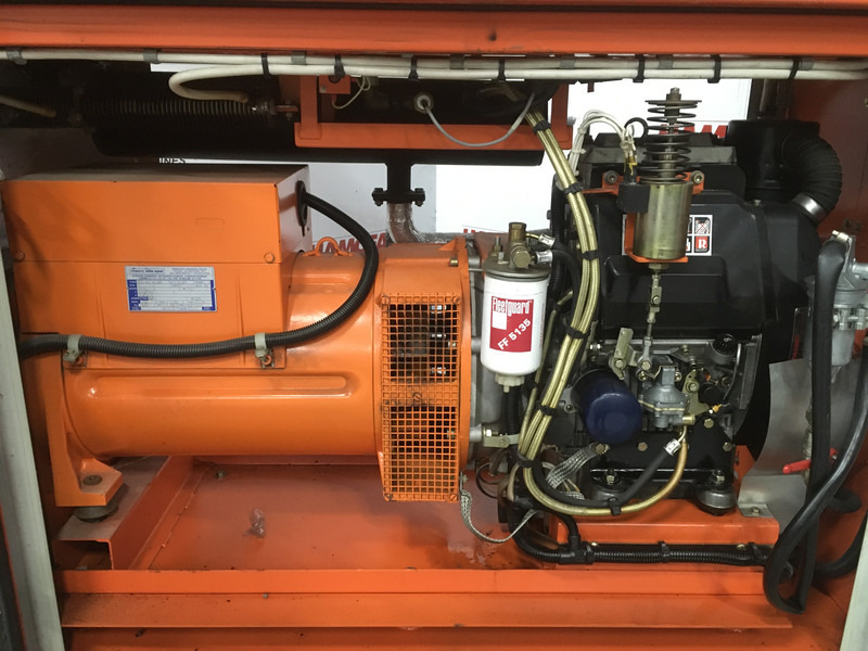 RUCCERINI MD190 GENERATOR 8 KVA USED - Generator set: picture 4 RUCCERINI MD190 GENERATOR 8 KVA USED - Generator set: picture 4