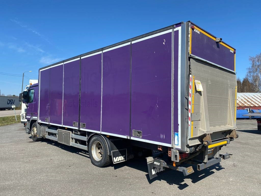 Mercedes-Benz Actros 1832 - Box truck: picture 3 Mercedes-Benz Actros 1832 - Box truck: picture 3