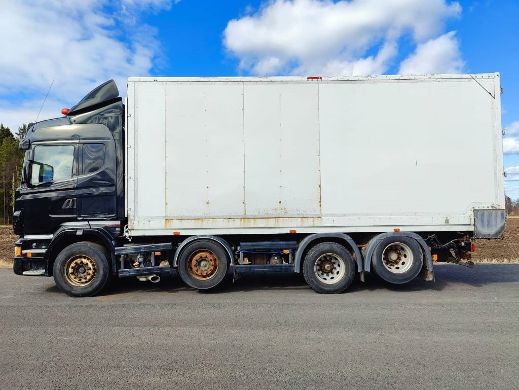 Scania R 500 8x2 4700 - Box truck: picture 5 Scania R 500 8x2 4700 - Box truck: picture 5