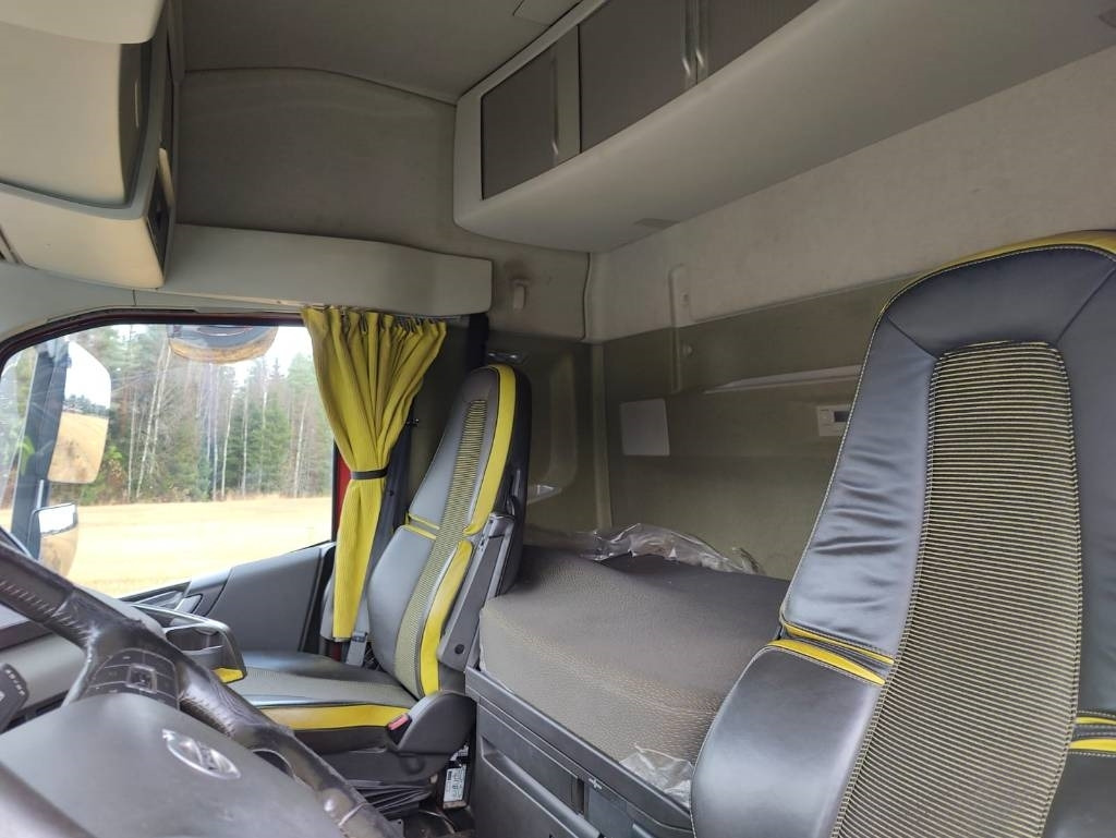 Timber truck Volvo FH 16 750: picture 14