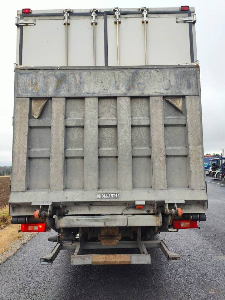 Volvo FM 13  - Box truck: picture 5 Volvo FM 13  - Box truck: picture 5