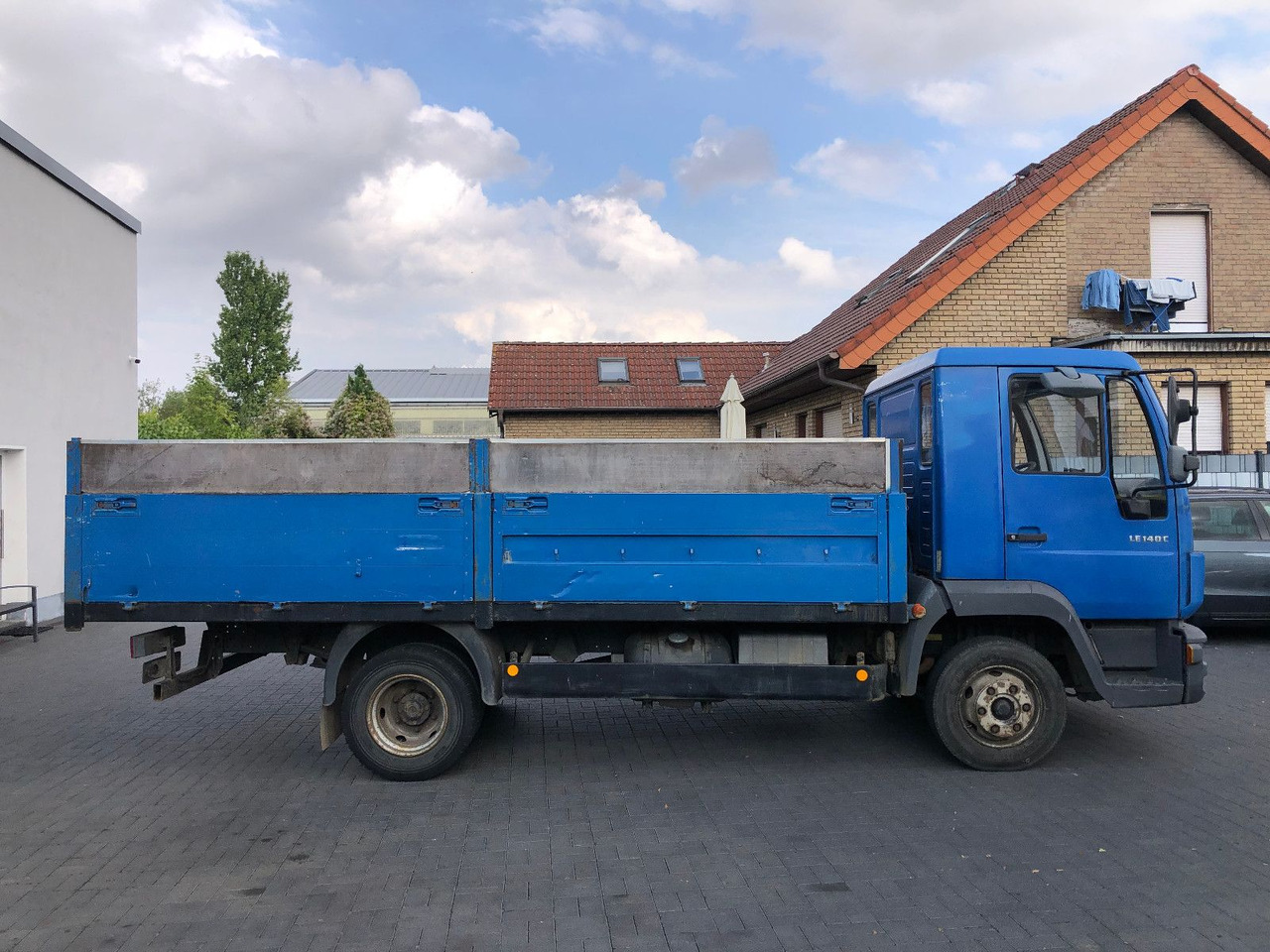 MAN LE 140 C Klima, Tempomat, TÜV 11-2025 - Flatbed van: picture 5 MAN LE 140 C Klima, Tempomat, TÜV 11-2025 - Flatbed van: picture 5